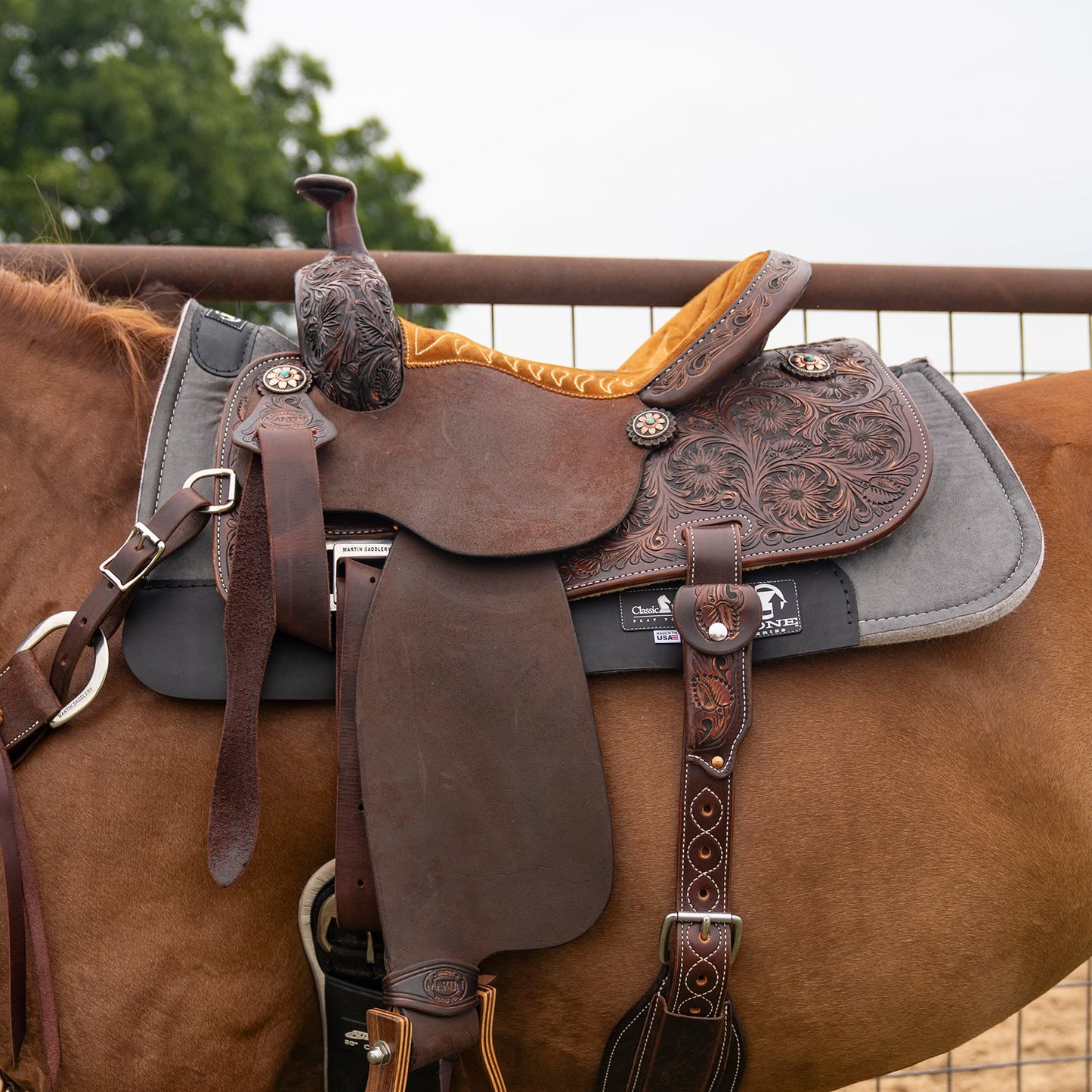 Classic Equine Zone Micro Suede Pad