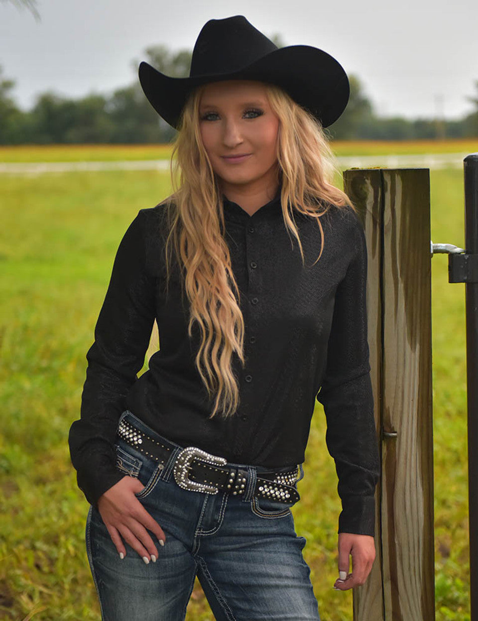 Cowgirl Tuff Black Shimmer Pullover Shirt