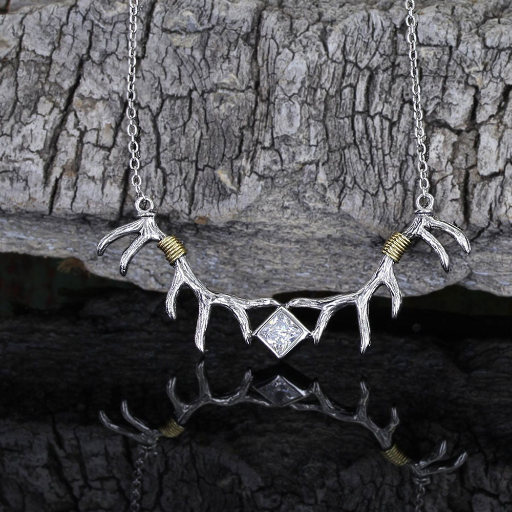 Montana Silversmiths Pursue the Wild Nature's Art Necklace